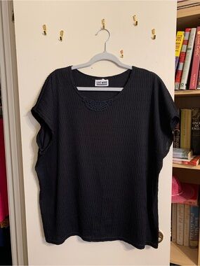 Black Short-Sleeve Textured Tee with Lace Trim